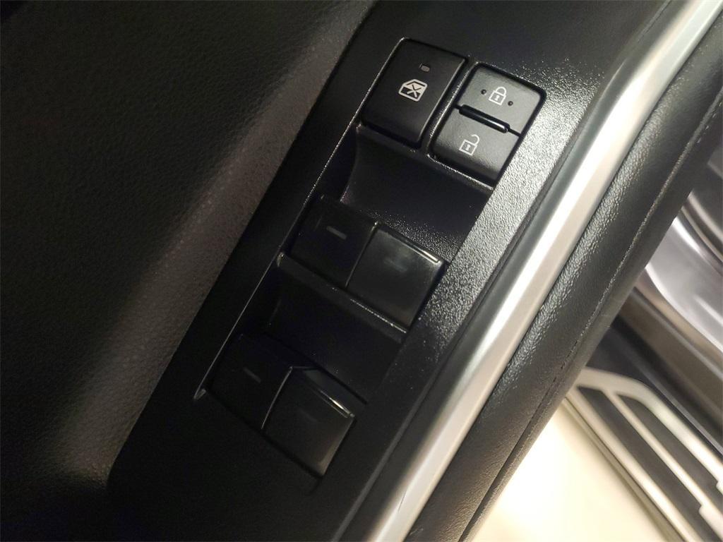 used 2023 Toyota Highlander car, priced at $34,991