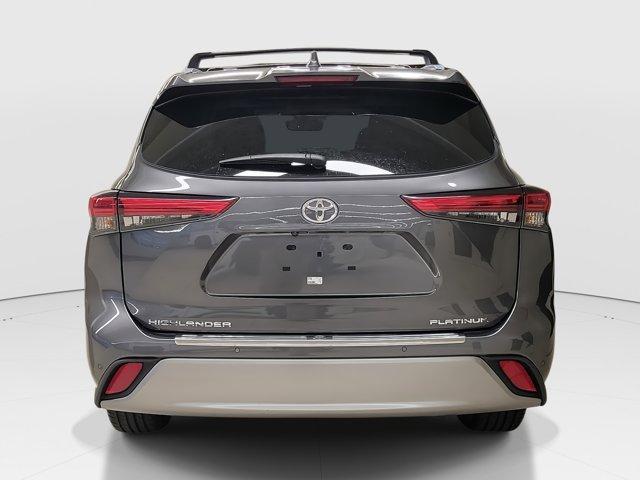 used 2022 Toyota Highlander car, priced at $36,993