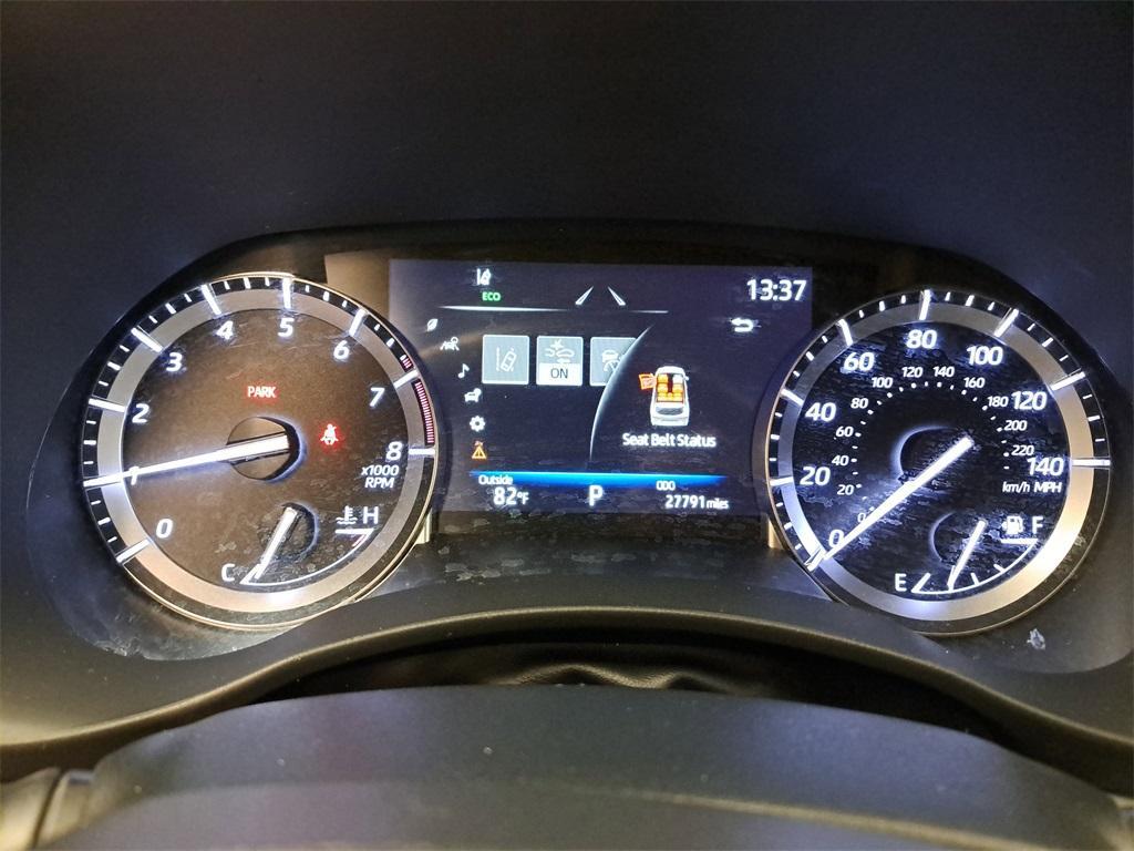 used 2022 Toyota Highlander car, priced at $33,792