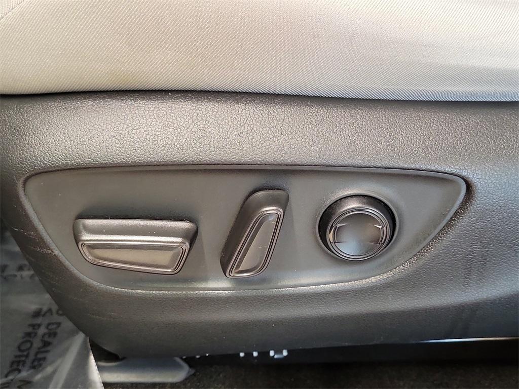 used 2021 Toyota RAV4 car, priced at $22,552