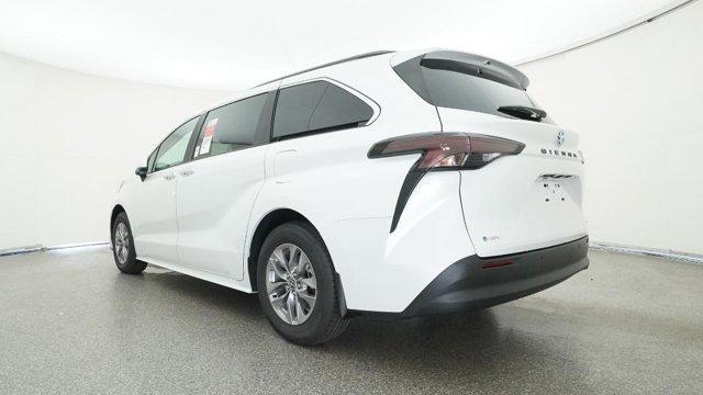 new 2025 Toyota Sienna car, priced at $49,524