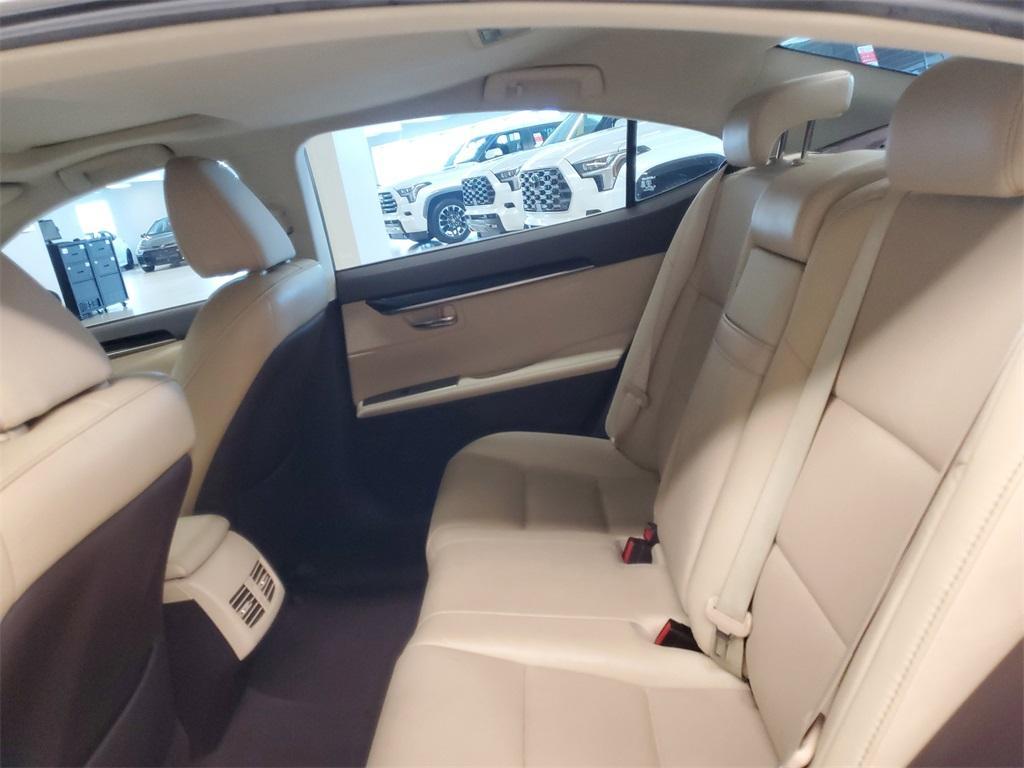 used 2018 Lexus ES 350 car, priced at $19,592