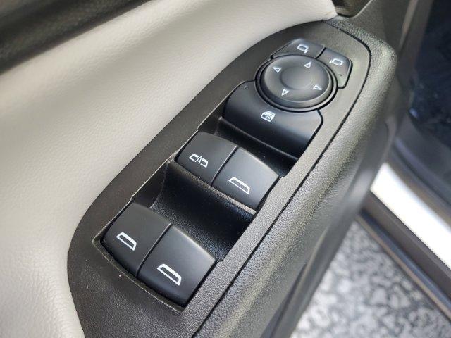 used 2023 Chevrolet Equinox car, priced at $17,991