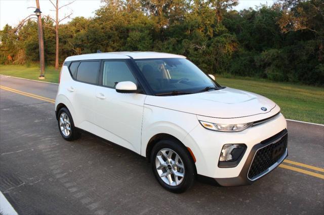 used 2020 Kia Soul car, priced at $15,488