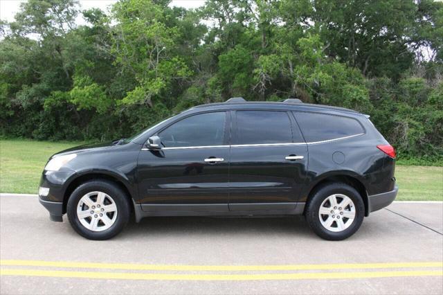 used 2012 Chevrolet Traverse car, priced at $9,995