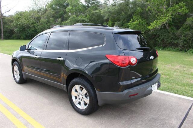 used 2012 Chevrolet Traverse car, priced at $9,995