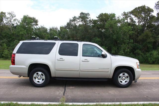 used 2014 Chevrolet Suburban car