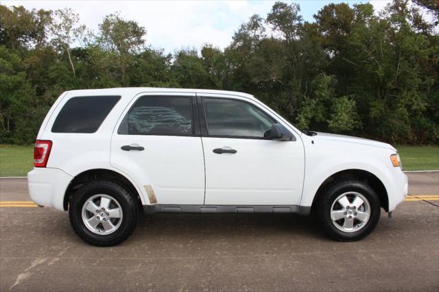 used 2012 Ford Escape car, priced at $4,995