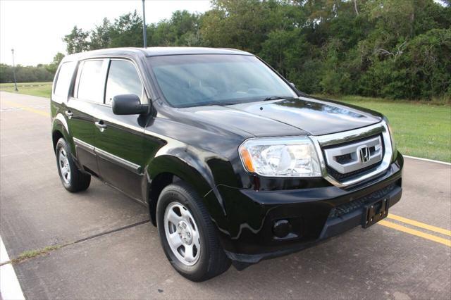 used 2011 Honda Pilot car, priced at $6,988