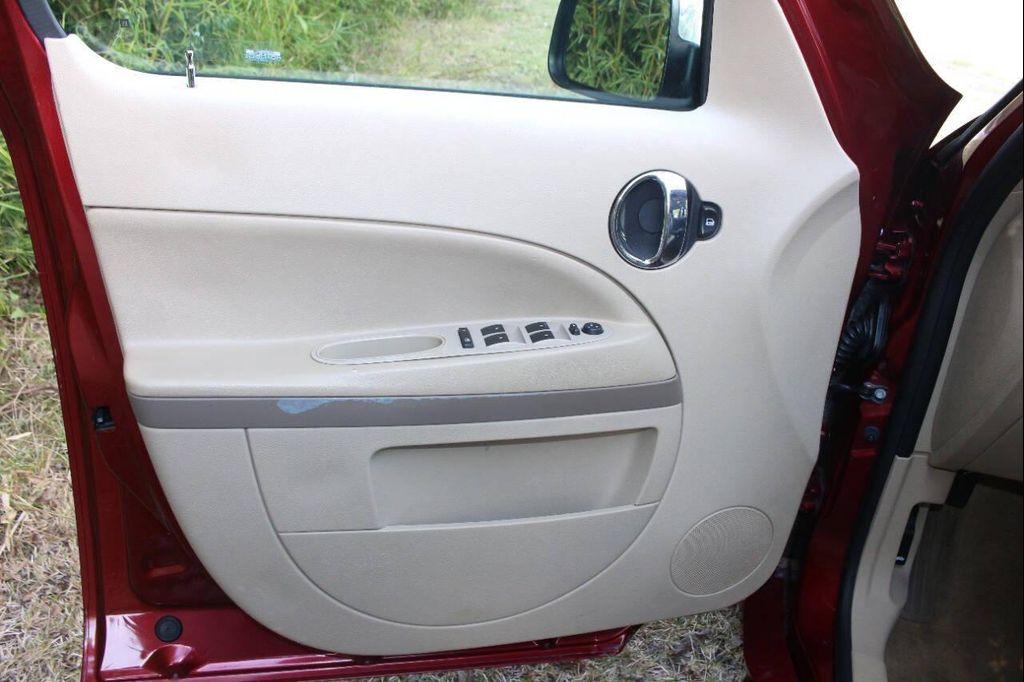 used 2009 Chevrolet HHR car, priced at $6,988