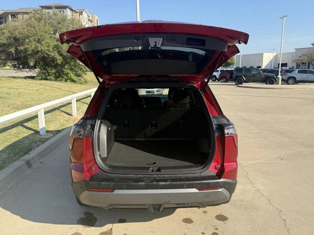 used 2025 Chevrolet Equinox car, priced at $26,500