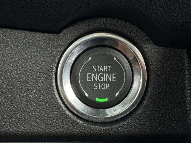 new 2026 Chevrolet Traverse car, priced at $44,053
