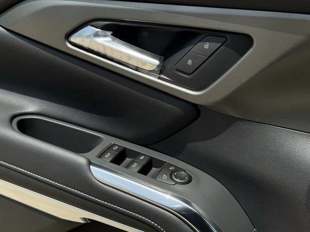 new 2025 Chevrolet Traverse car, priced at $40,778