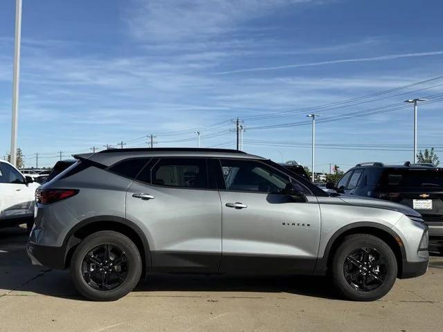 new 2025 Chevrolet Blazer car, priced at $32,030