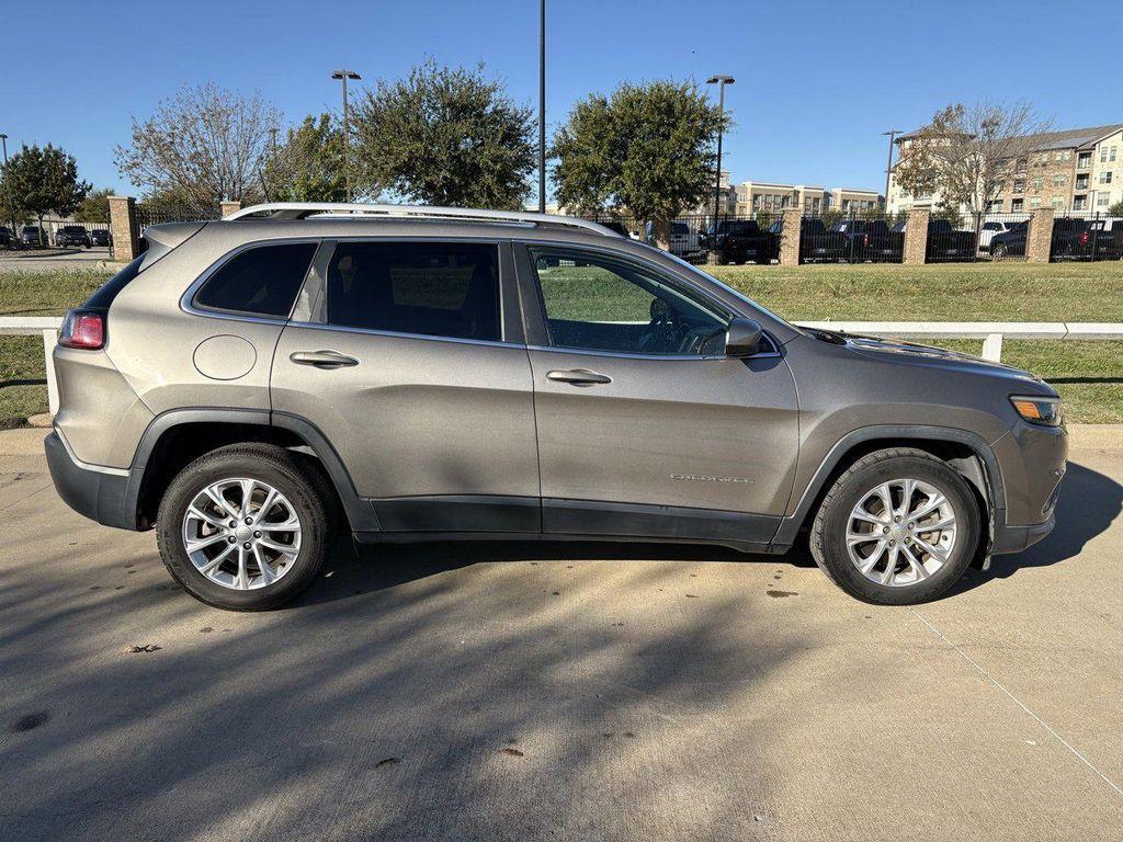 used 2019 Jeep Cherokee car, priced at $8,950