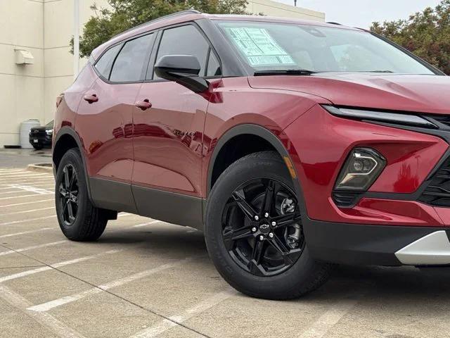 new 2025 Chevrolet Blazer car, priced at $32,726