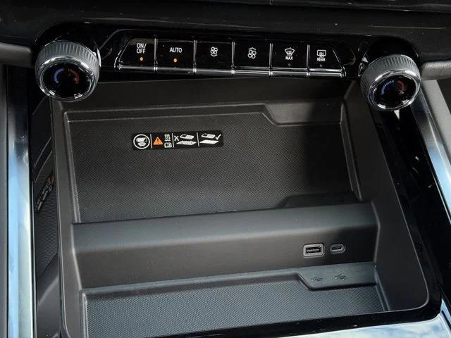 new 2025 Chevrolet Tahoe car, priced at $73,441