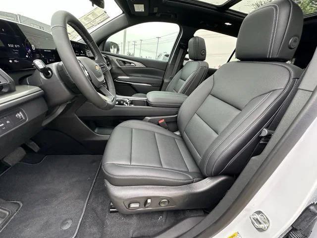 new 2025 Chevrolet Traverse car, priced at $43,863