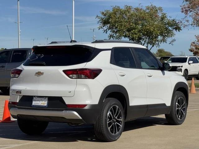 new 2025 Chevrolet TrailBlazer car, priced at $26,612