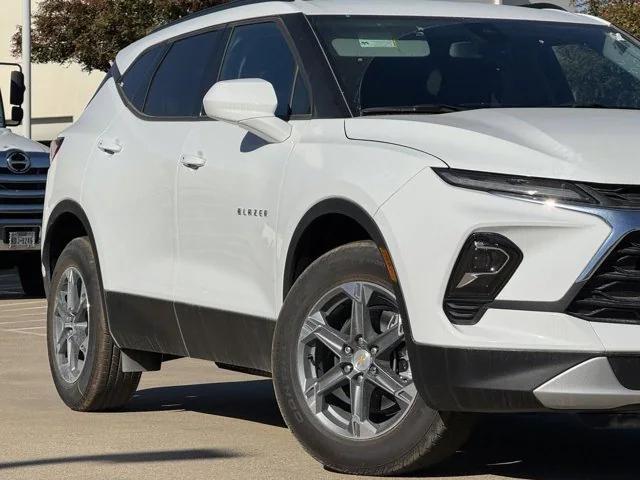 new 2025 Chevrolet Blazer car, priced at $33,110