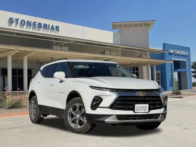 new 2025 Chevrolet Blazer car, priced at $33,110