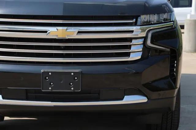 new 2024 Chevrolet Suburban car, priced at $75,570