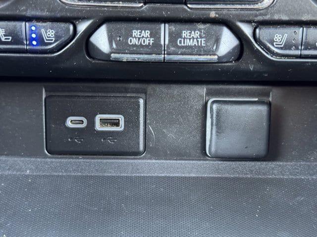 used 2023 GMC Yukon car, priced at $47,977