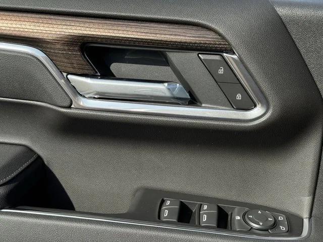 new 2025 Chevrolet Silverado 1500 car, priced at $53,200