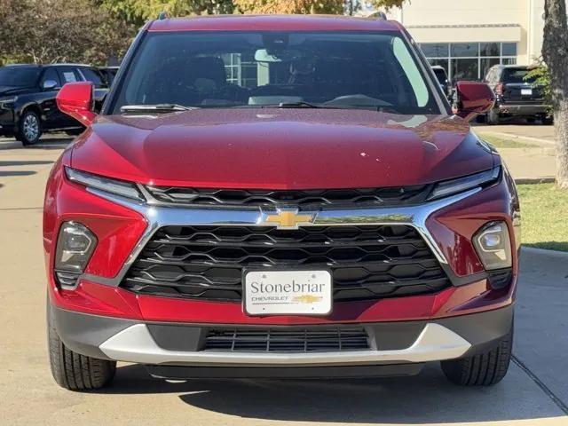 new 2025 Chevrolet Blazer car, priced at $33,605