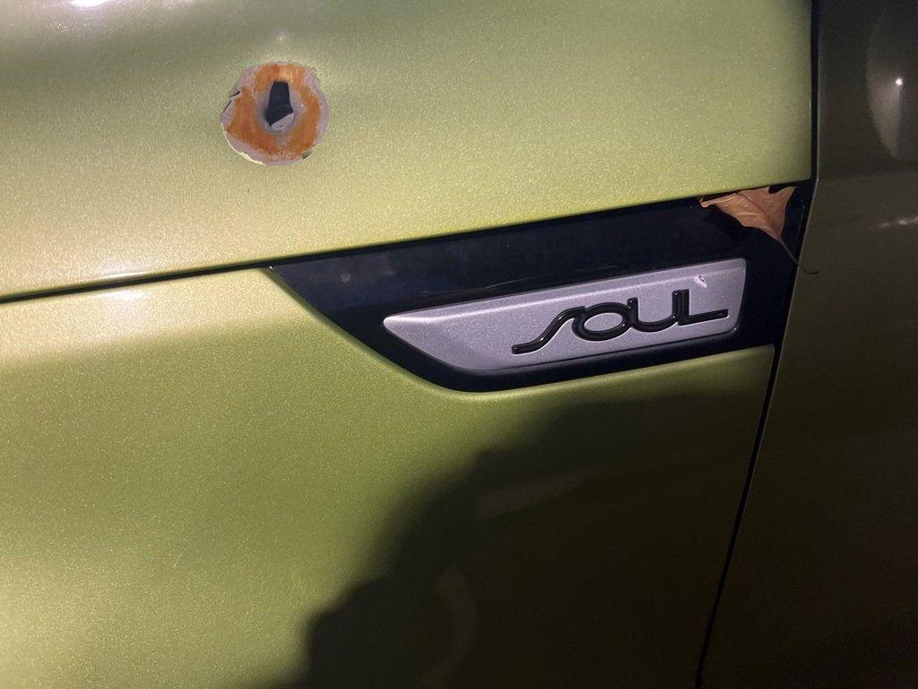 used 2015 Kia Soul car, priced at $10,050