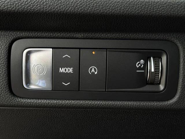 new 2025 Chevrolet Traverse car, priced at $45,195