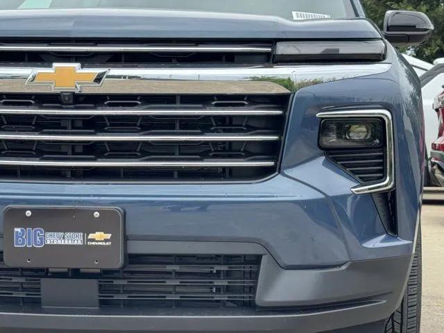 new 2025 Chevrolet Traverse car, priced at $45,195