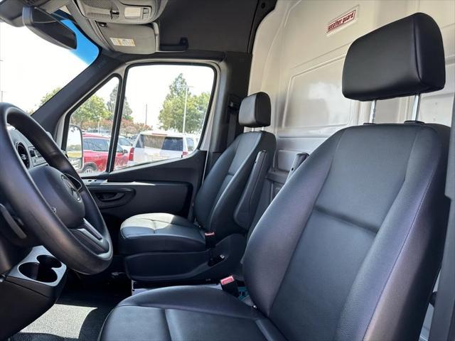 used 2021 Mercedes-Benz Sprinter 2500 car