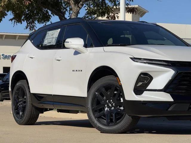 new 2025 Chevrolet Blazer car, priced at $45,060