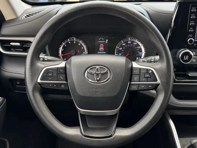 used 2022 Toyota Highlander car, priced at $23,500