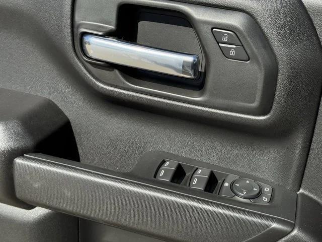 new 2026 Chevrolet Silverado 1500 car, priced at $33,288