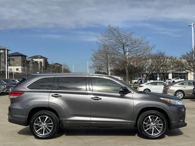 used 2018 Toyota Highlander car, priced at $25,500