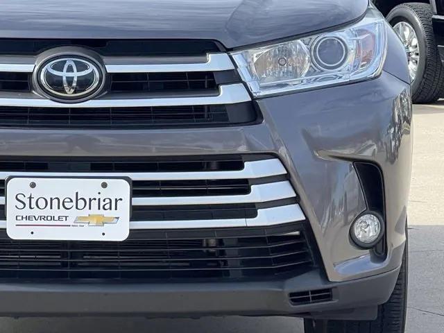 used 2018 Toyota Highlander car, priced at $25,500