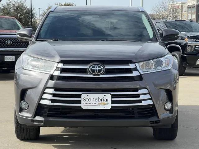 used 2018 Toyota Highlander car, priced at $25,500