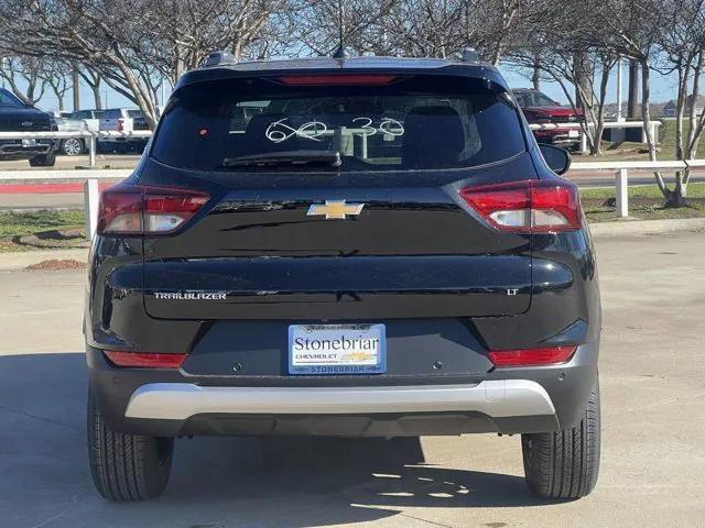 new 2025 Chevrolet TrailBlazer car, priced at $28,475