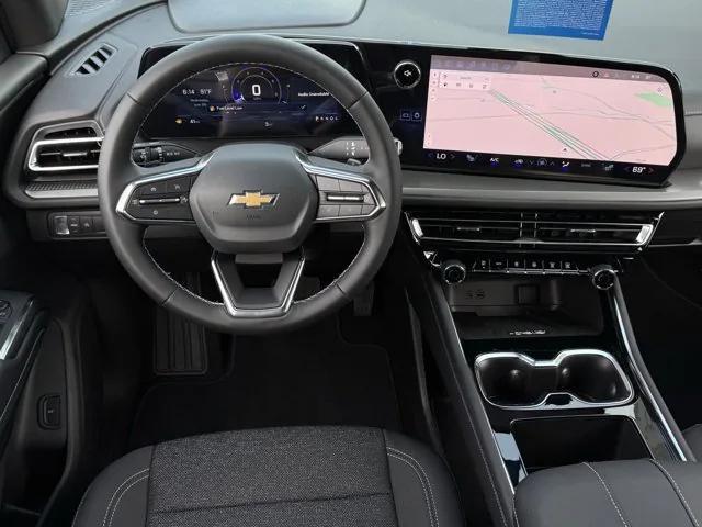 new 2025 Chevrolet Traverse car, priced at $41,690
