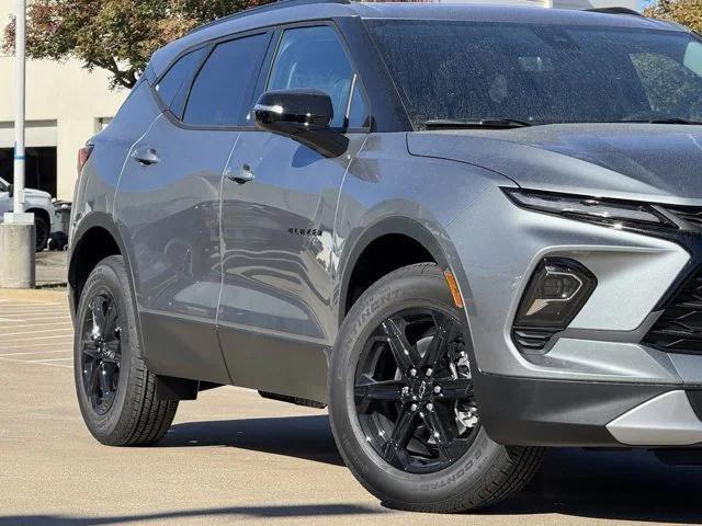 new 2025 Chevrolet Blazer car, priced at $40,270