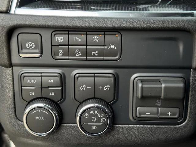 new 2026 Chevrolet Suburban car, priced at $81,322