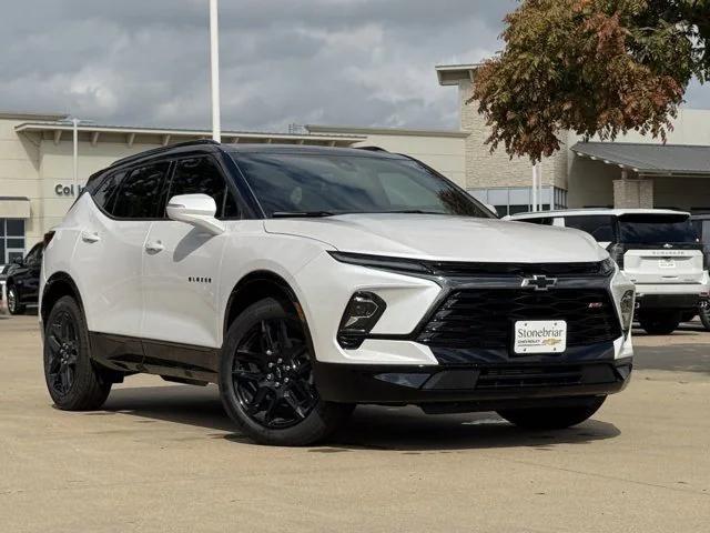 new 2025 Chevrolet Blazer car, priced at $45,060