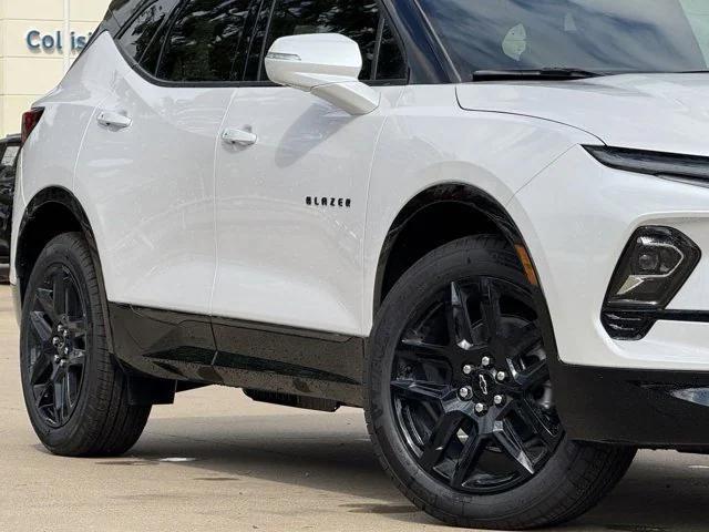 new 2025 Chevrolet Blazer car, priced at $45,060