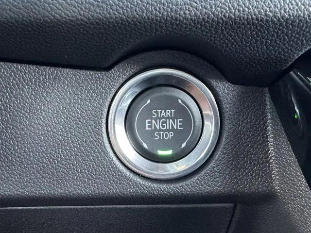 new 2026 Chevrolet Traverse car, priced at $42,225