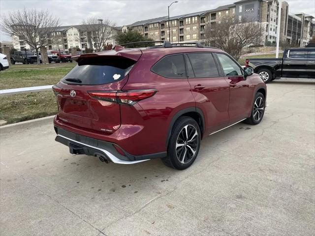 used 2022 Toyota Highlander car, priced at $36,500