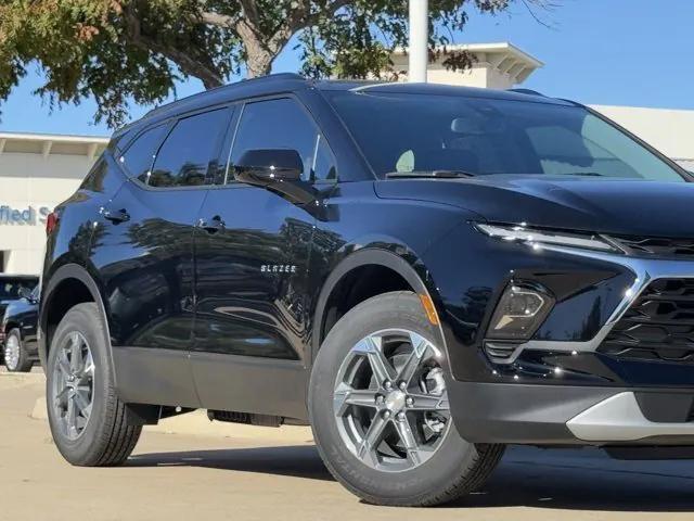 new 2025 Chevrolet Blazer car, priced at $33,110