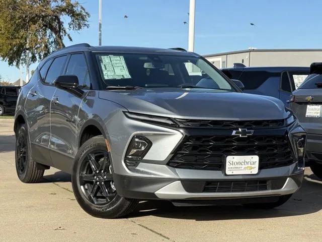 new 2025 Chevrolet Blazer car, priced at $33,105