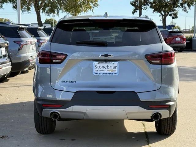 new 2025 Chevrolet Blazer car, priced at $33,105